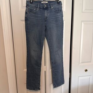 Levi’s 505 jeans. Size 27. Light wash. EUC.